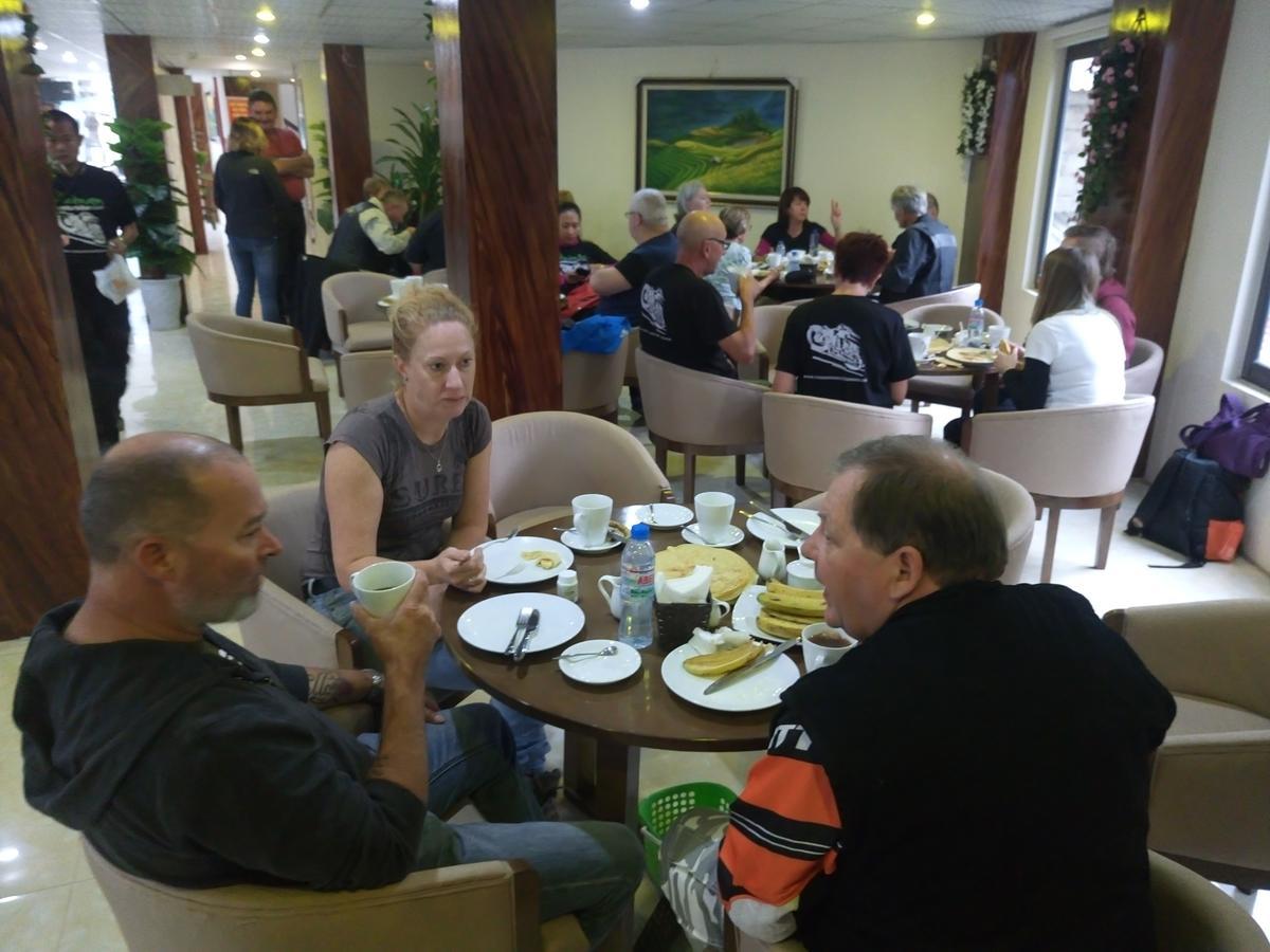 Hoang Ngoc Hotel Dong Van  Exteriör bild