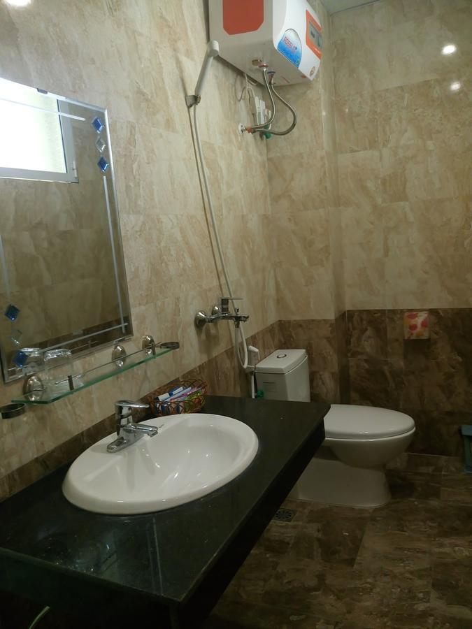 Hoang Ngoc Hotel Dong Van  Exteriör bild