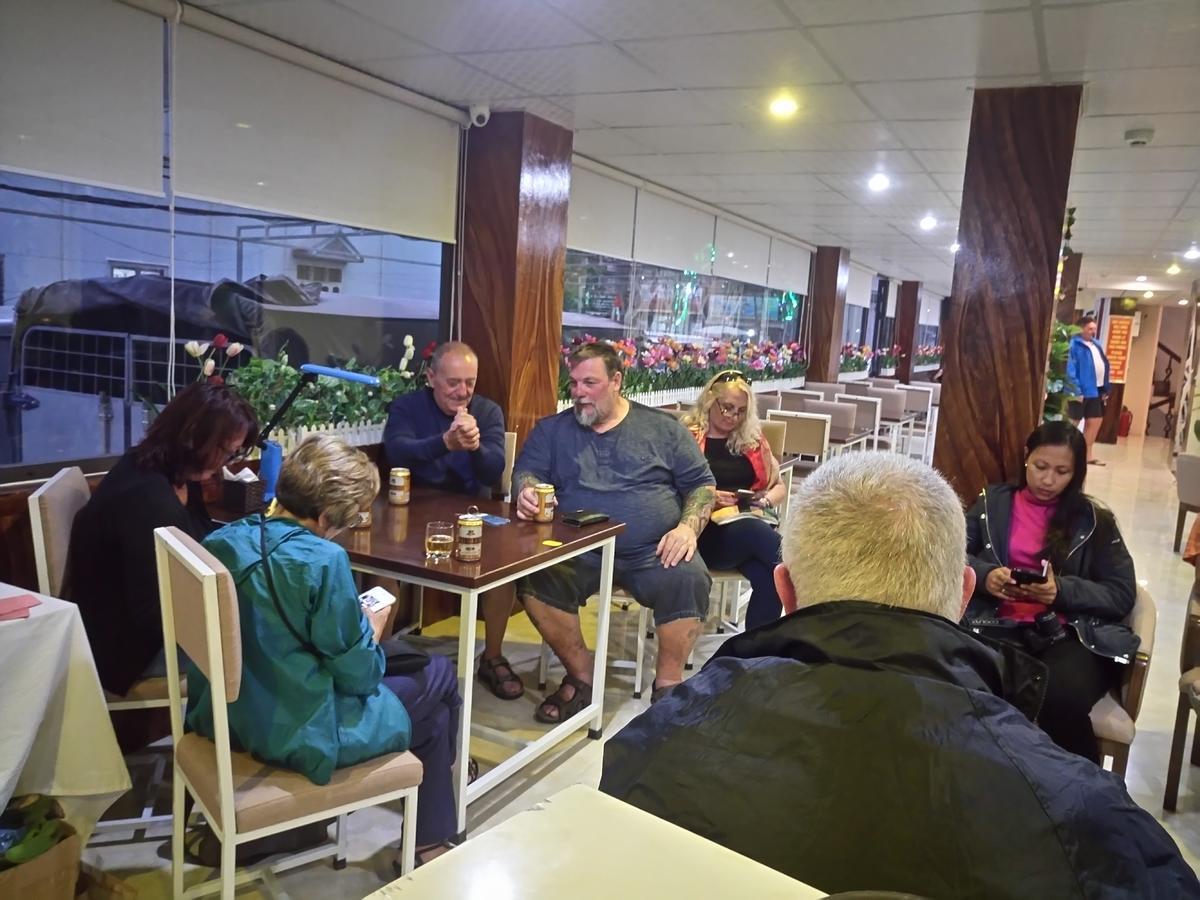 Hoang Ngoc Hotel Dong Van  Exteriör bild