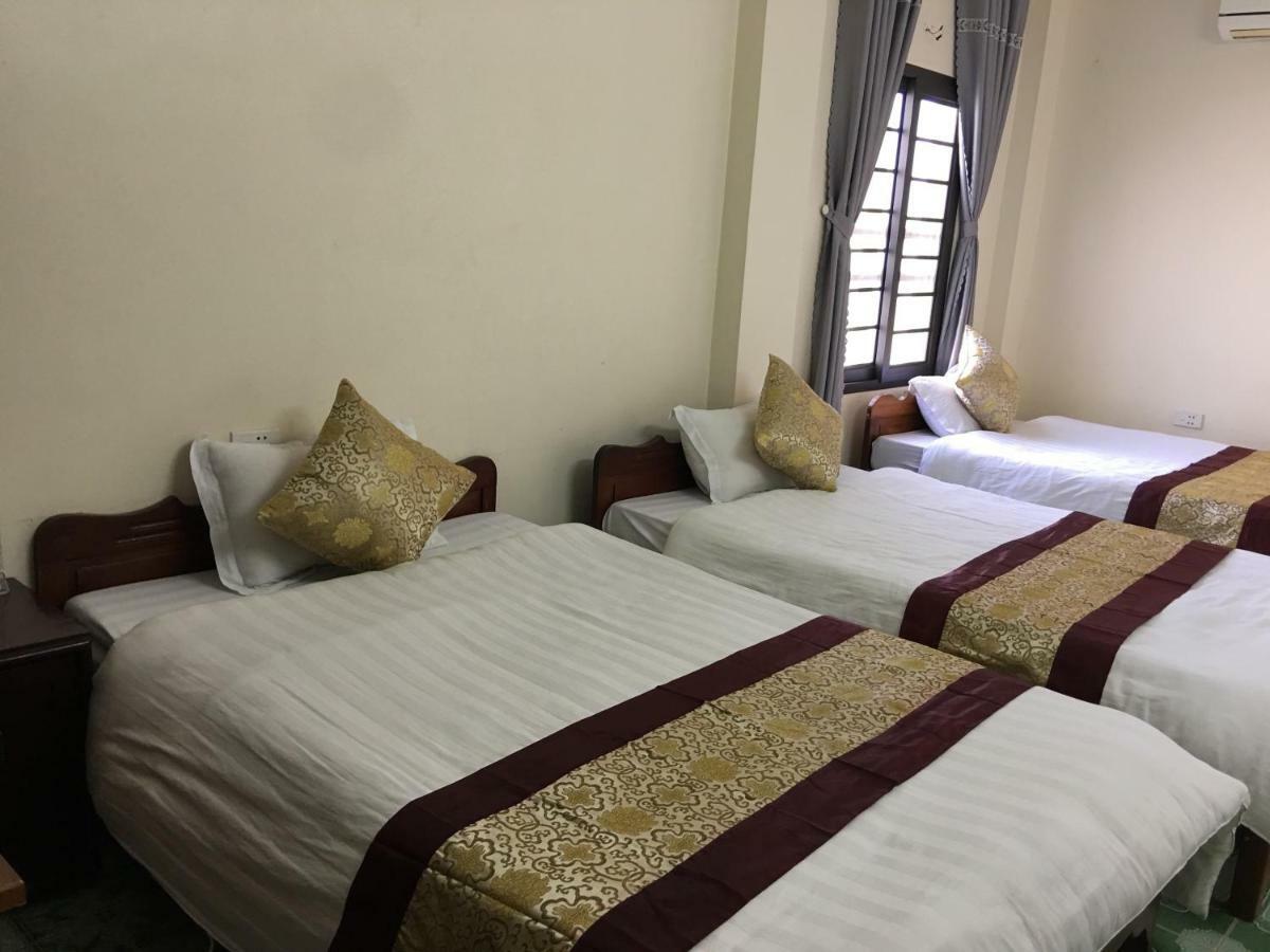 Hoang Ngoc Hotel Dong Van  Exteriör bild